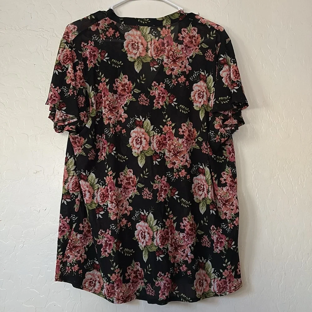 Button down - Picture 4 of 6